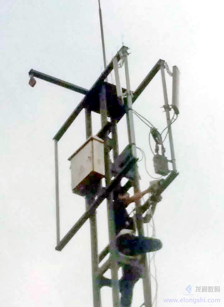 深圳龍視數(shù)碼工業(yè)級無線微波組網系統(tǒng)